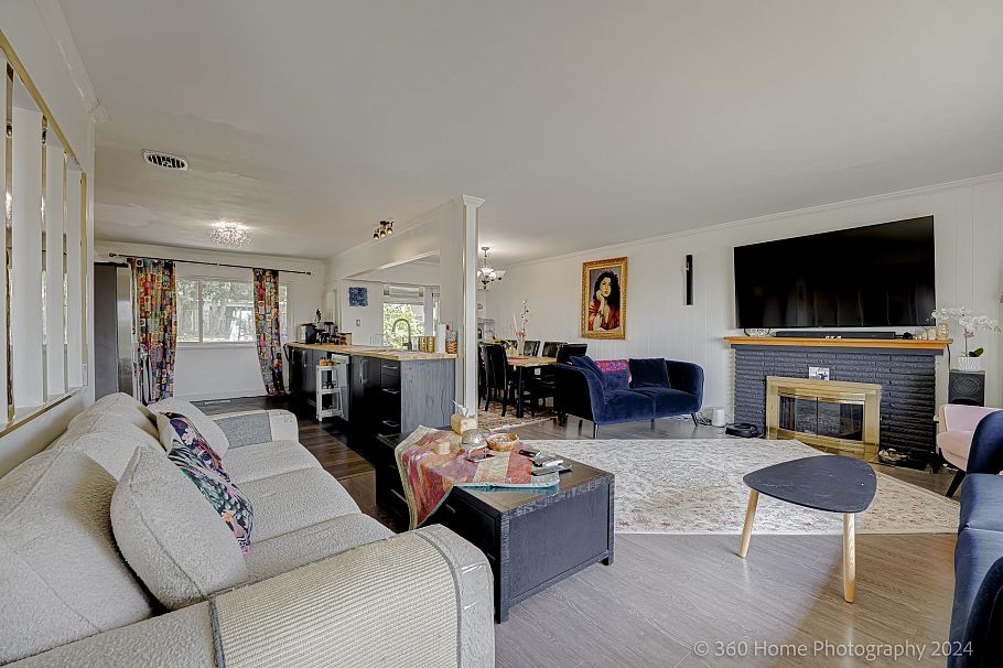 962 Whitchurch Street North Vancouver, BC - 4