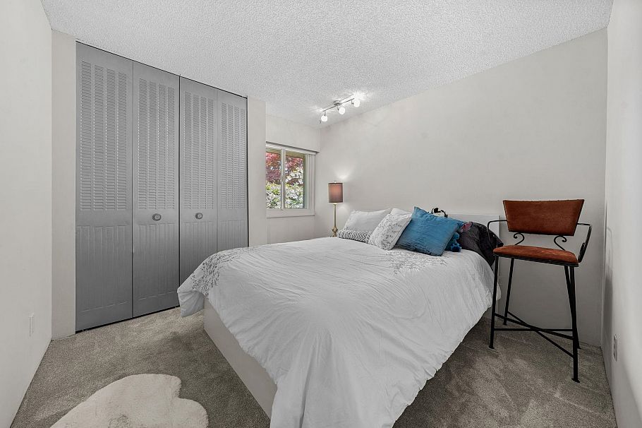 871 Fairway Drive North Vancouver, BC - 24