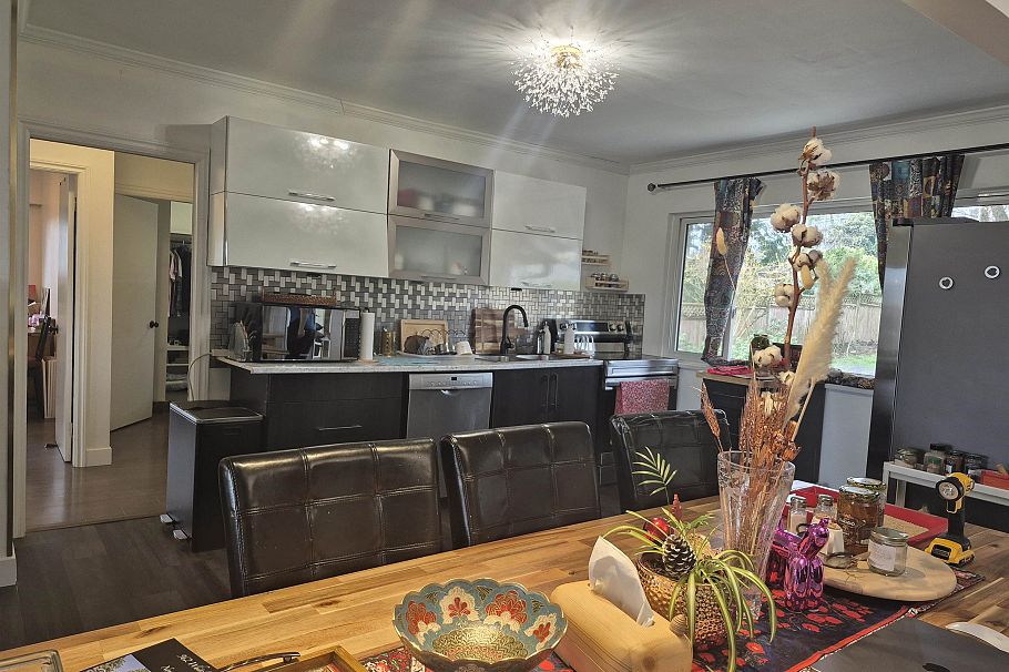 962 Whitchurch Street North Vancouver, BC - 8