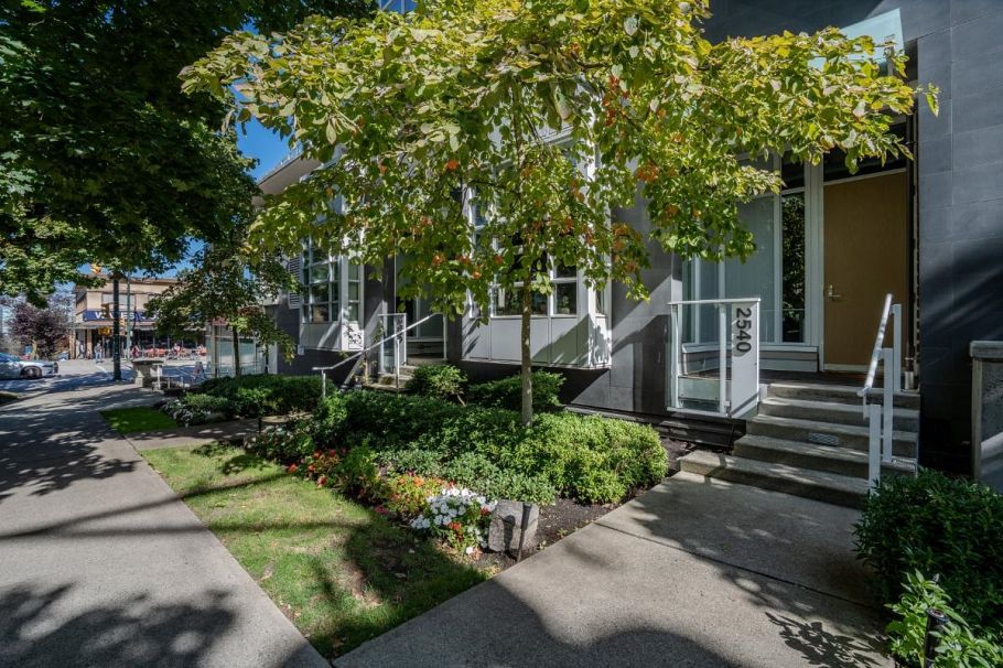 2540 Spruce Street Vancouver, BC - 27