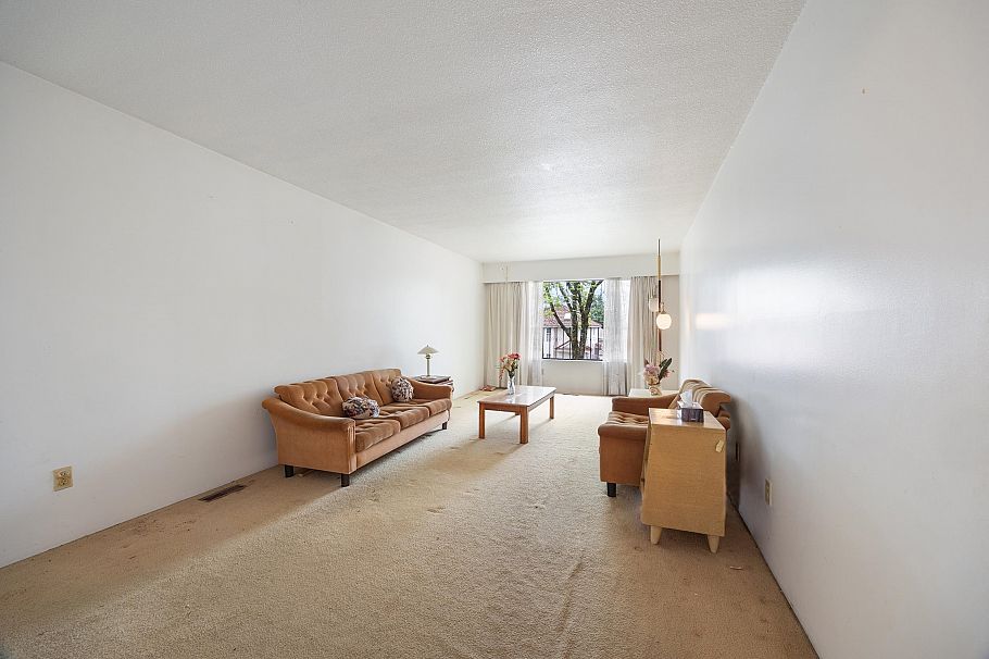 6966 Beatrice Street Vancouver, BC - 13