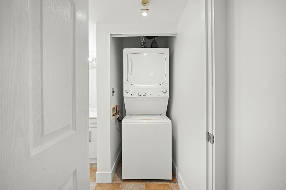 2501 63 Keefer Place Vancouver, BC - 9