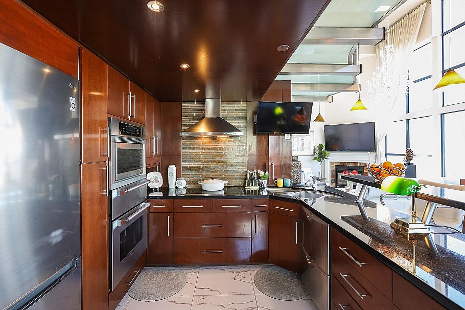 PH 1268 W Broadway Vancouver, BC - 6