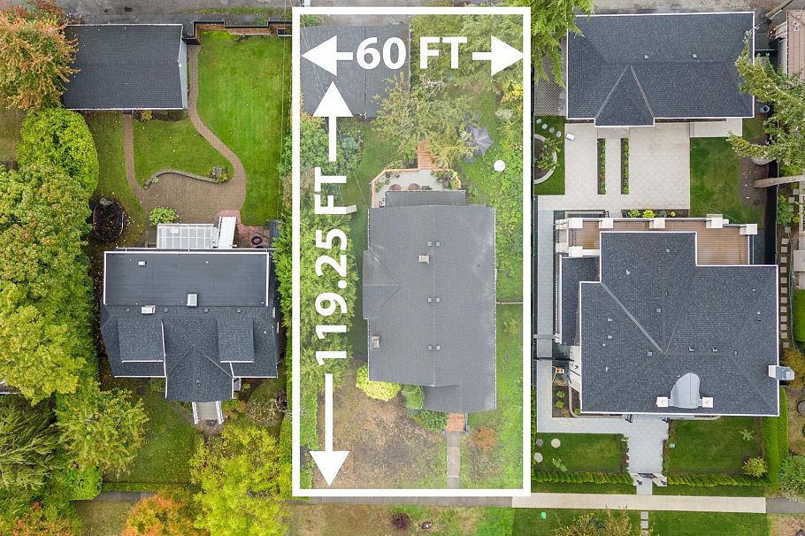 2027 W 44th Avenue Vancouver, BC - 2