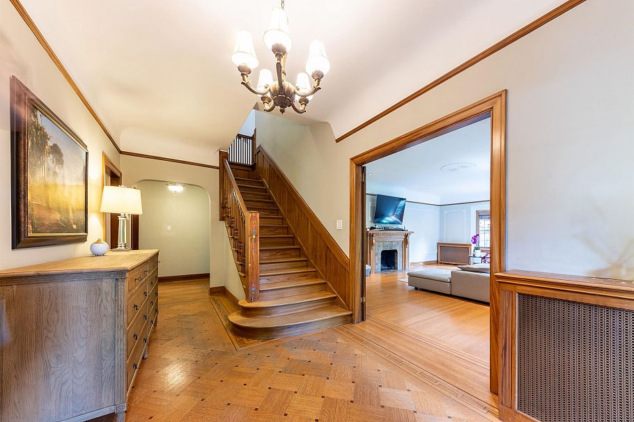 6026 Angus Drive Vancouver, BC - 10