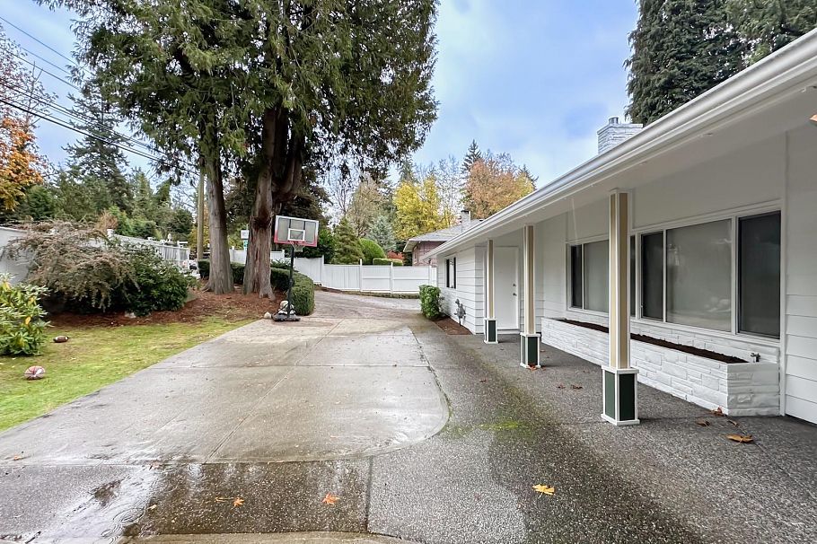 3522 SW Marine Drive Vancouver, BC - 2