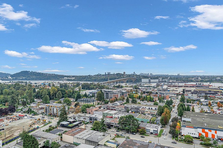 2402 1401 Hunter Street North Vancouver, BC - 15