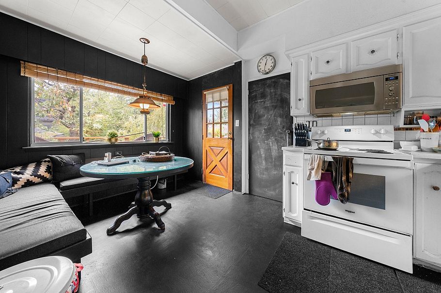 2027 W 44th Avenue Vancouver, BC - 14