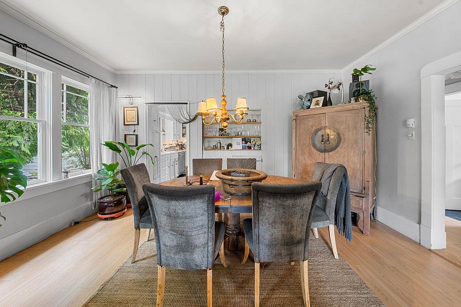 2027 W 44th Avenue Vancouver, BC - 11