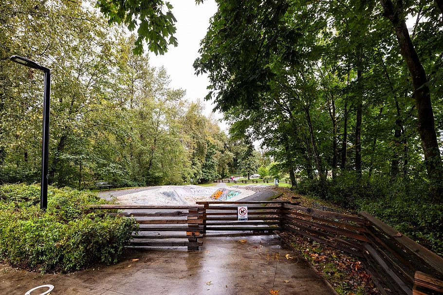 1705 1401 Hunter Street North Vancouver, BC - 33