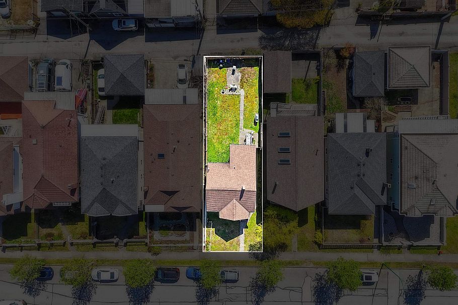 3318 William Street Vancouver, BC - 2