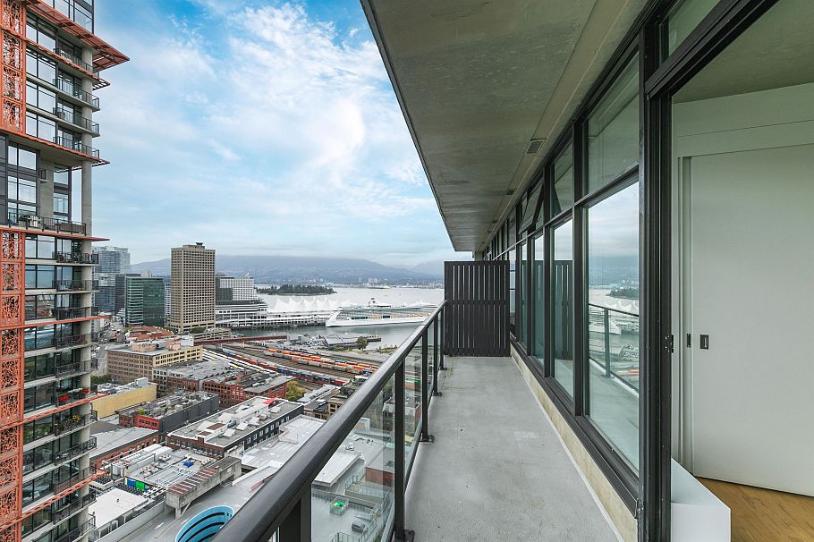 PH7 108 W Cordova Street Vancouver, BC - 19