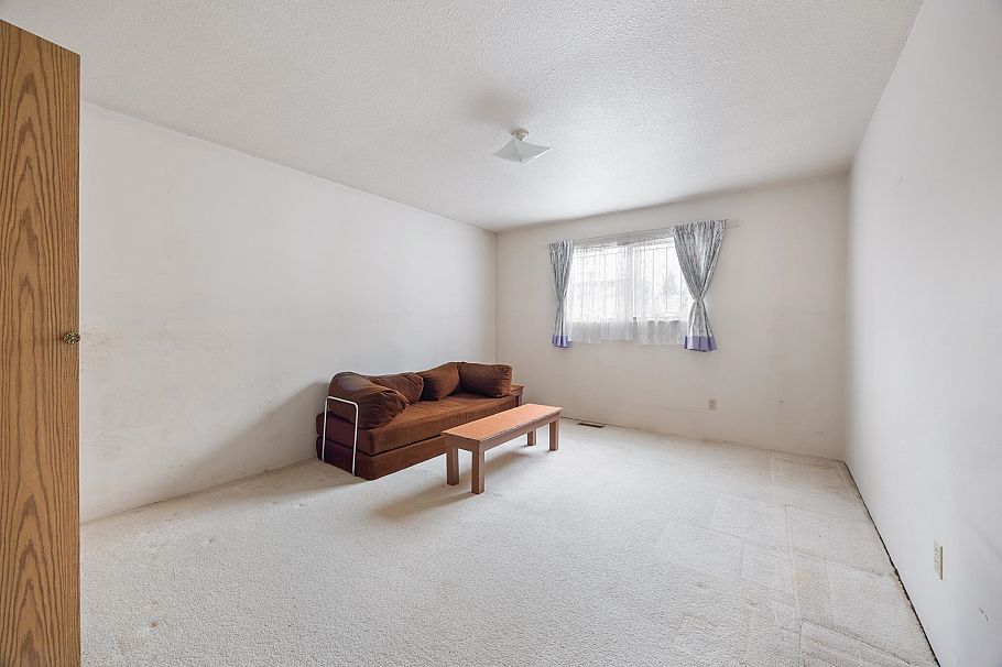 6966 Beatrice Street Vancouver, BC - 15