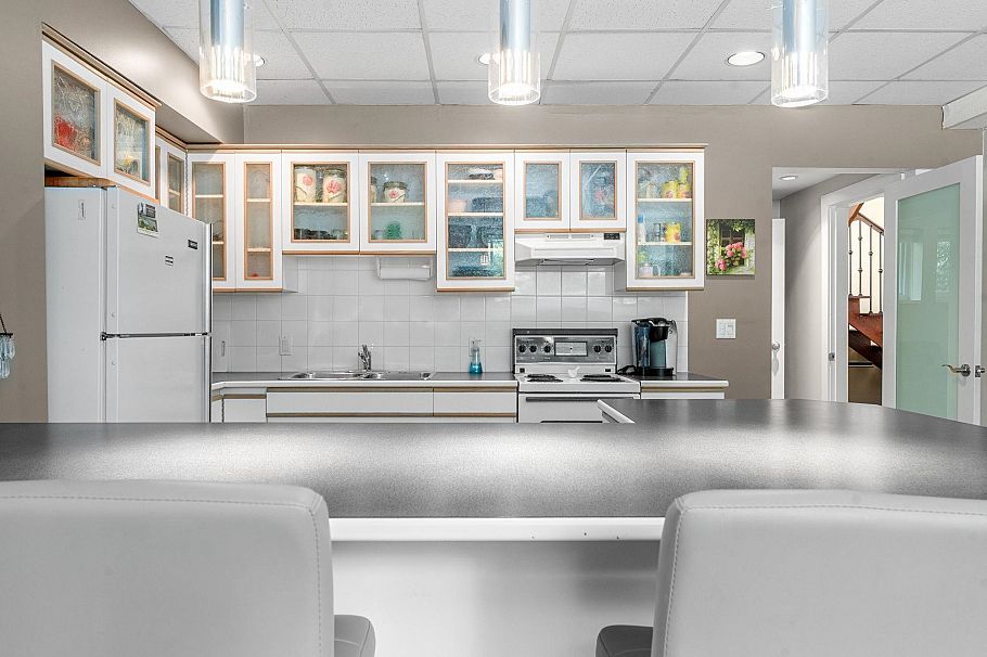 871 Fairway Drive North Vancouver, BC - 13