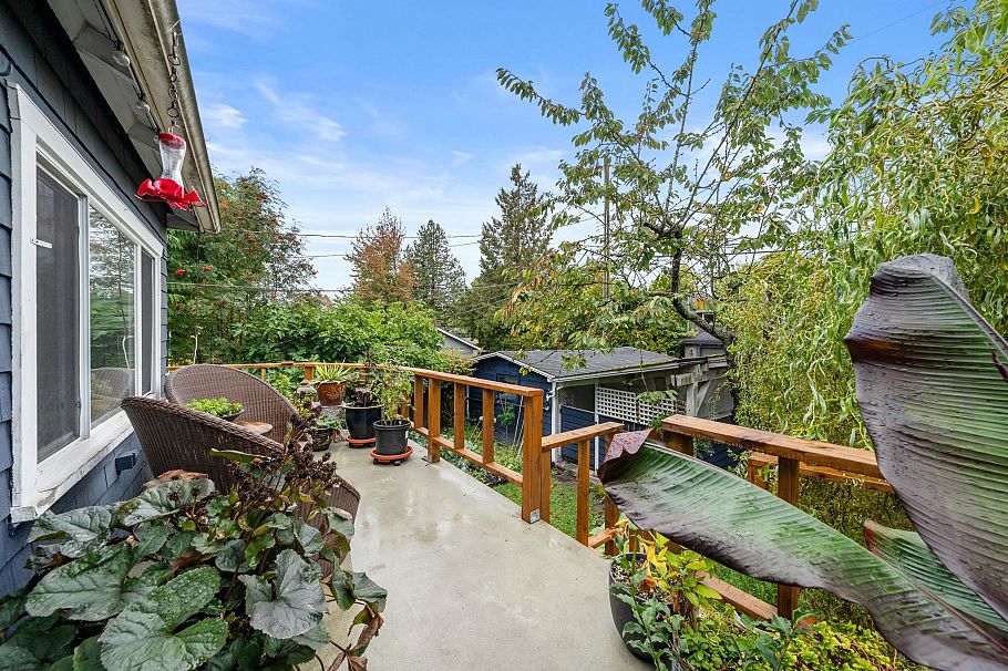 2027 W 44th Avenue Vancouver, BC - 27