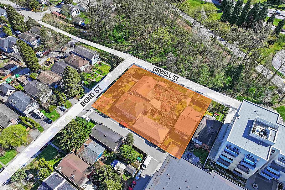 1591 Bond Street North Vancouver, BC - 4