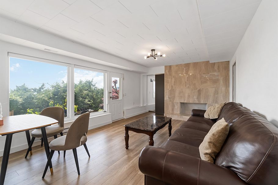 637 Alpine Court North Vancouver, BC - 23