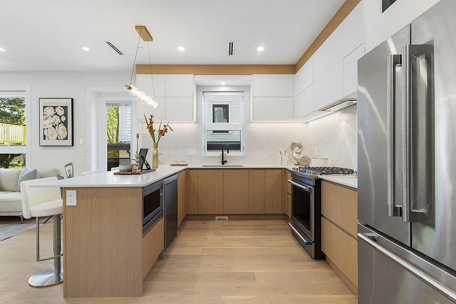 2 1243 Nootka Street Vancouver, BC - 16