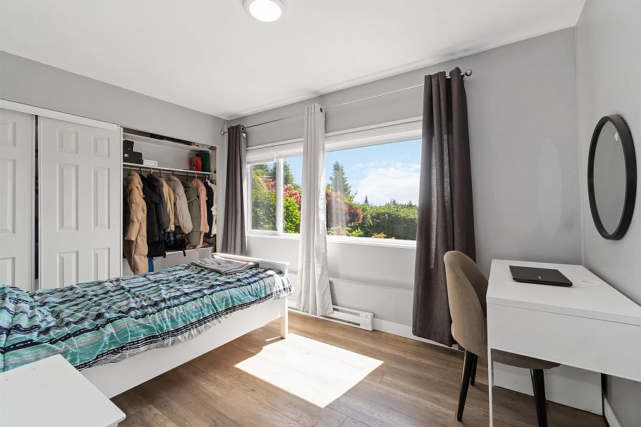 637 Alpine Court North Vancouver, BC - 26