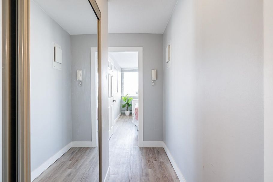 1206 1850 Comox Street Vancouver, BC - 20