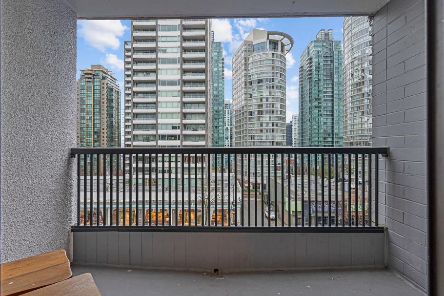 602 1270 Robson Street Vancouver, BC - 24