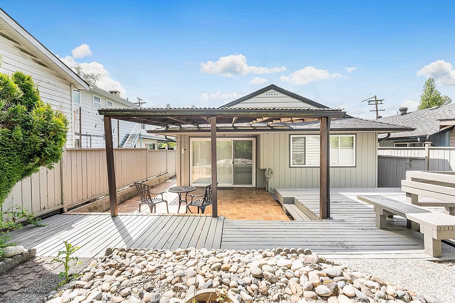 3782 Mt Seymour Parkway North Vancouver, BC - 16