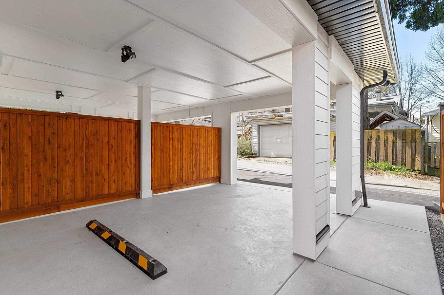 1 1243 Nootka Street Vancouver, BC - 33