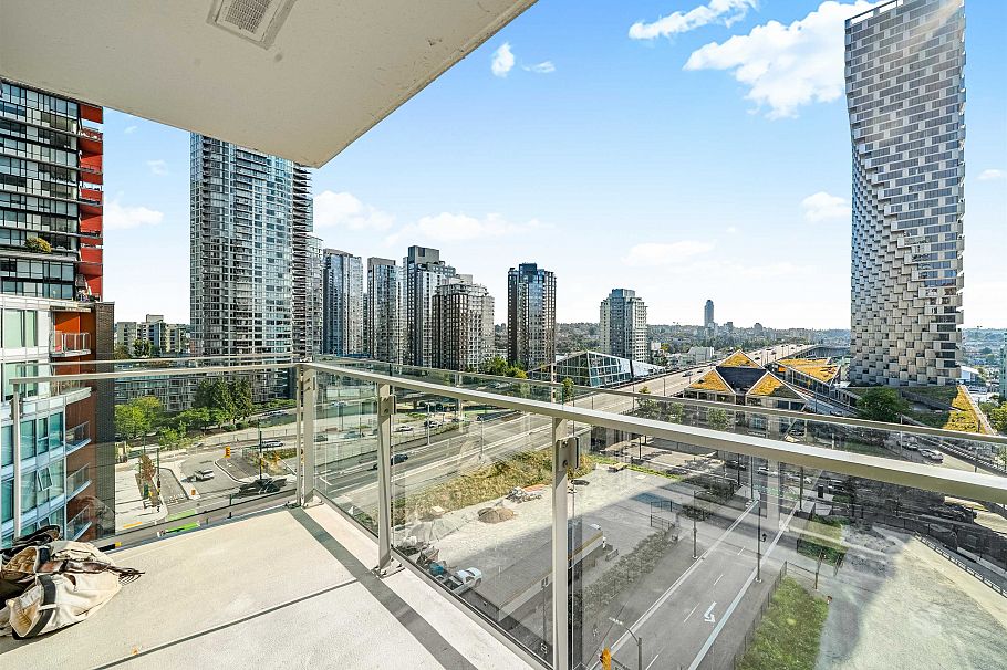 1107 1351 Continental Street Vancouver, BC - 5