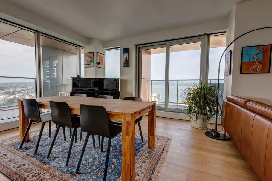 3703 1480 Howe Street Vancouver, BC - 4