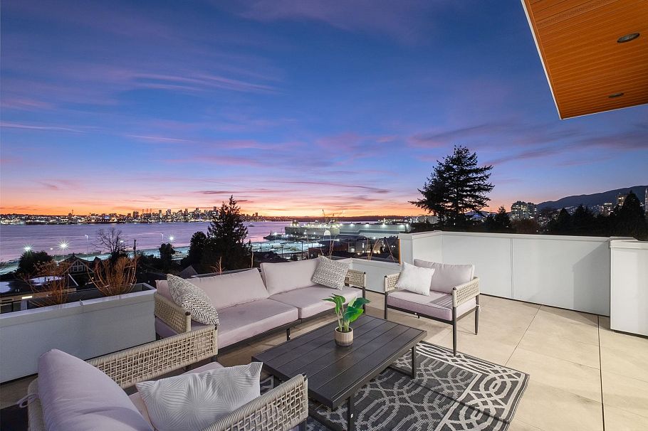 2 432 E 1st Street North Vancouver, BC - 17