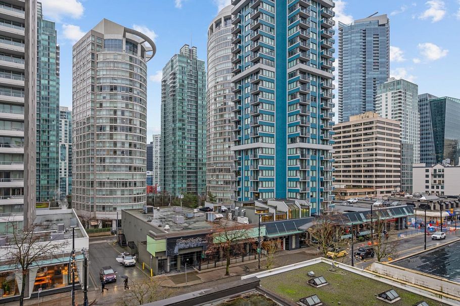 602 1270 Robson Street Vancouver, BC - 26