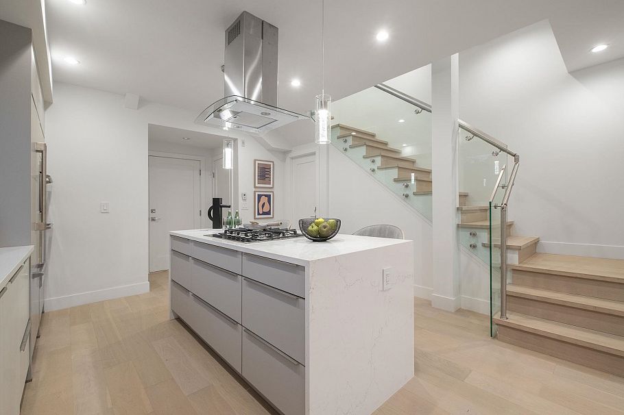 2 432 E 1st Street North Vancouver, BC - 7