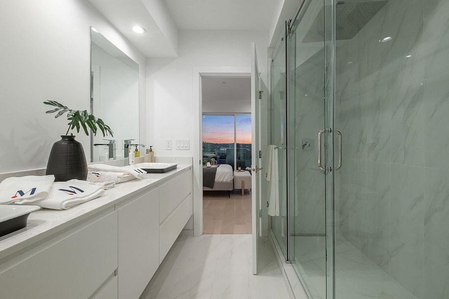 2 432 E 1st Street North Vancouver, BC - 10