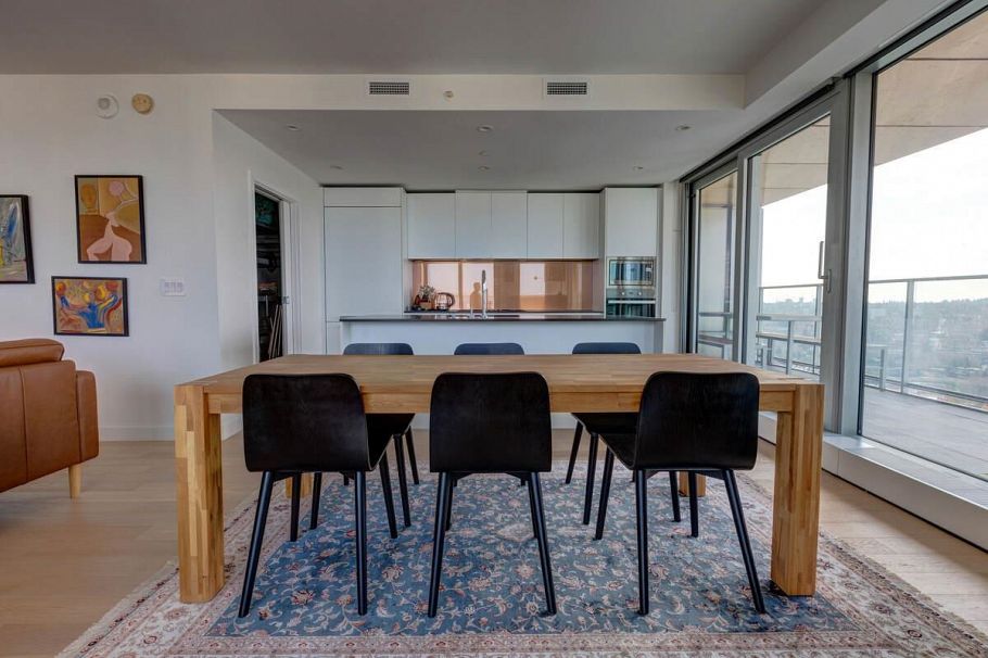 3703 1480 Howe Street Vancouver, BC - 37