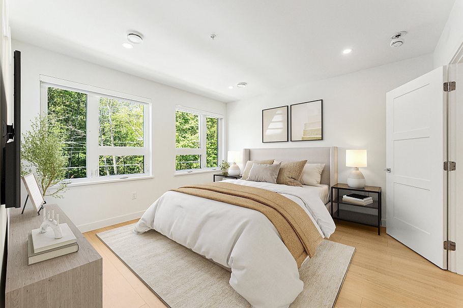 844 St. Denis Avenue North Vancouver, BC - 13