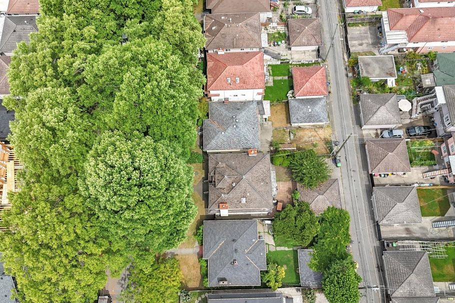 5338 Chambers Street Vancouver, BC - 8