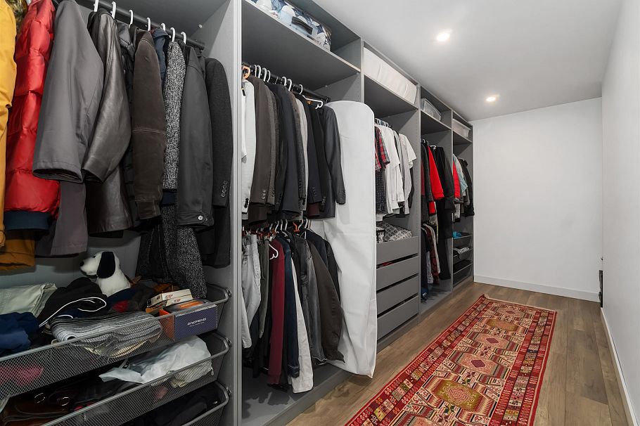 637 Alpine Court North Vancouver, BC - 16