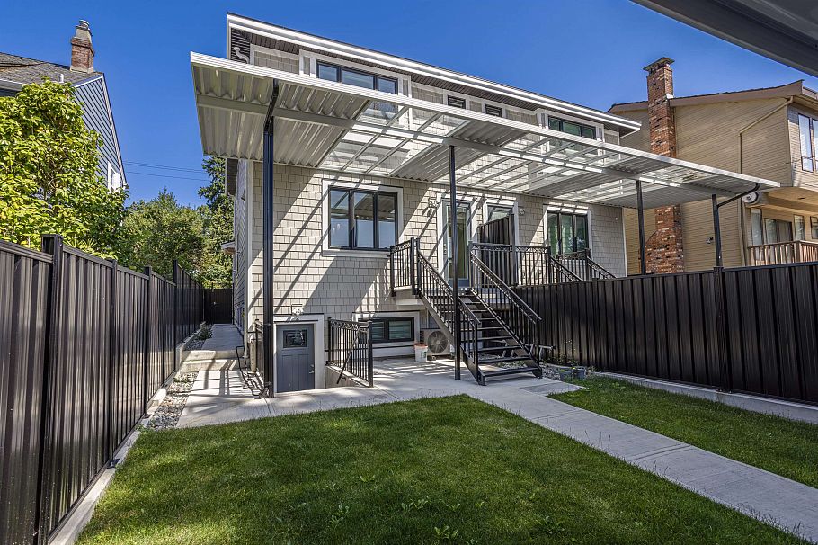 1470 W 57th Avenue Vancouver, BC - 26