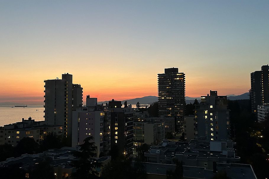 1206 1850 Comox Street Vancouver, BC - 11