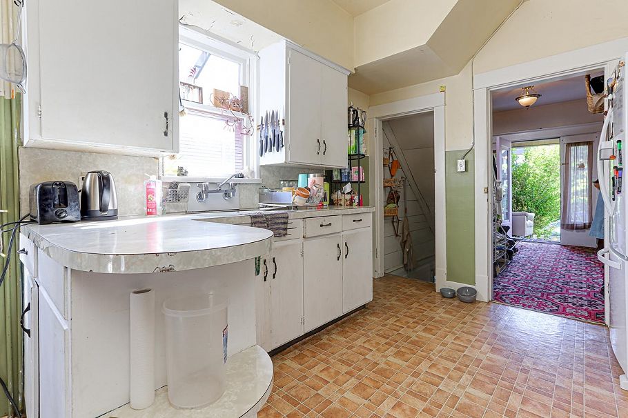 333 E 13th Avenue Vancouver, BC - 15