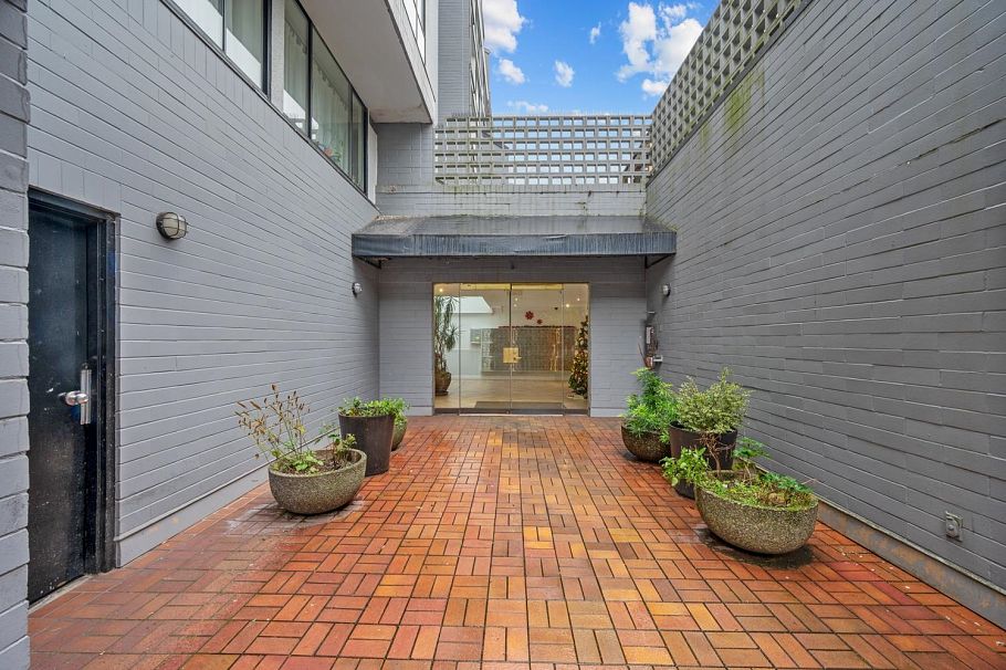 602 1270 Robson Street Vancouver, BC - 5