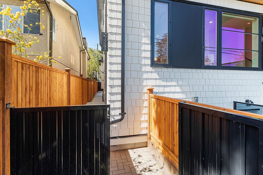 2 1243 Nootka Street Vancouver, BC - 39