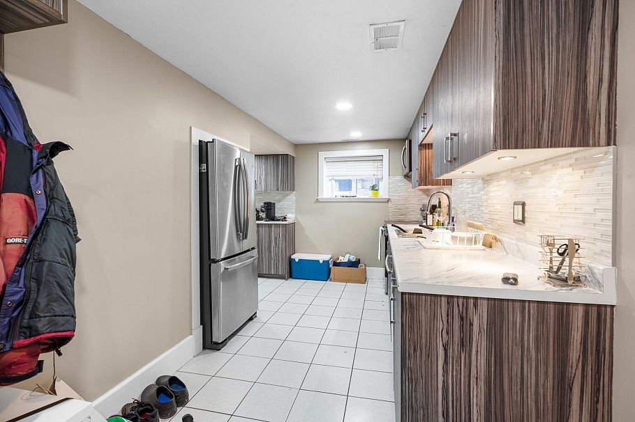 5516 Clarendon Street Vancouver, BC - 29