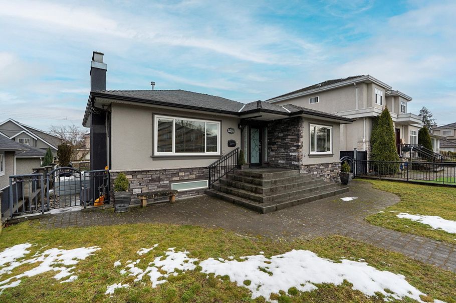 5516 Clarendon Street Vancouver, BC - 2
