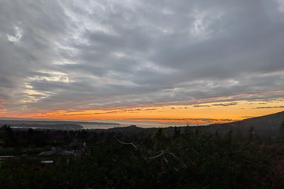 637 Alpine Court North Vancouver, BC - 33