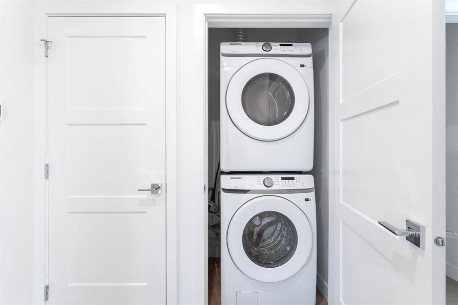 842 St. Denis Avenue North Vancouver, BC - 15