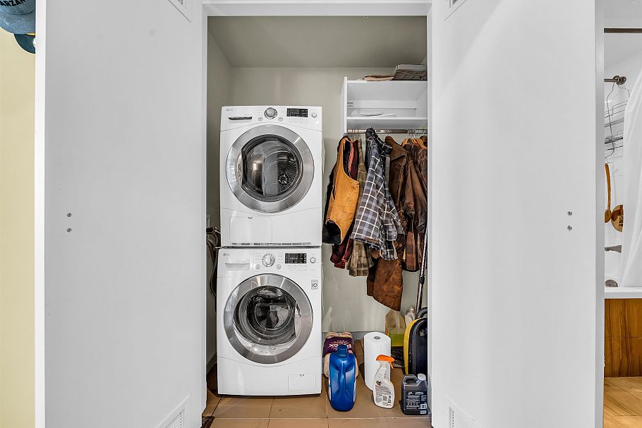 1107 1351 Continental Street Vancouver, BC - 23