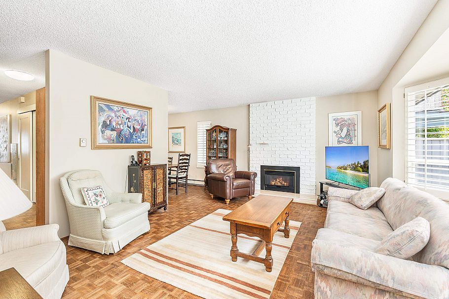 3782 Mt Seymour Parkway North Vancouver, BC - 4