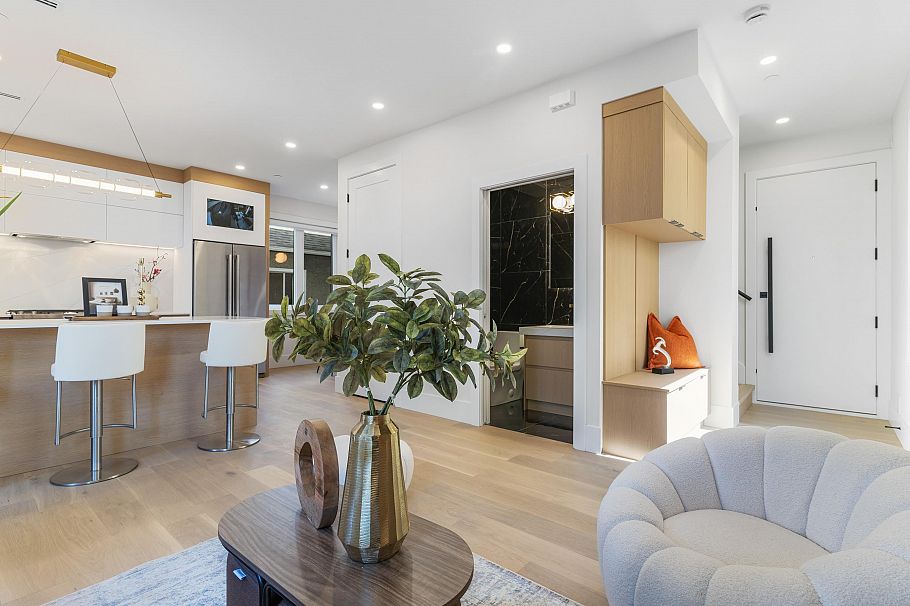 2 1243 Nootka Street Vancouver, BC - 13