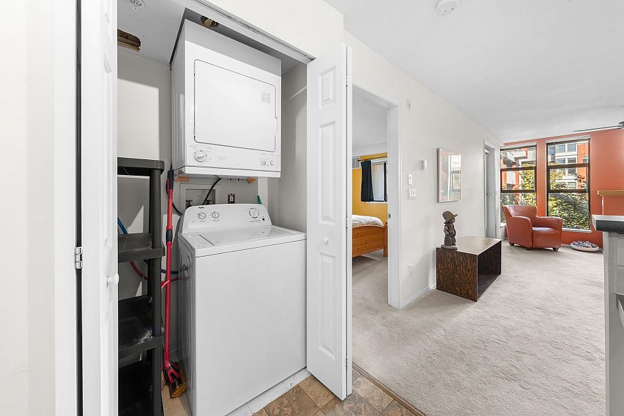 405 305 Lonsdale Avenue North Vancouver, BC - 19